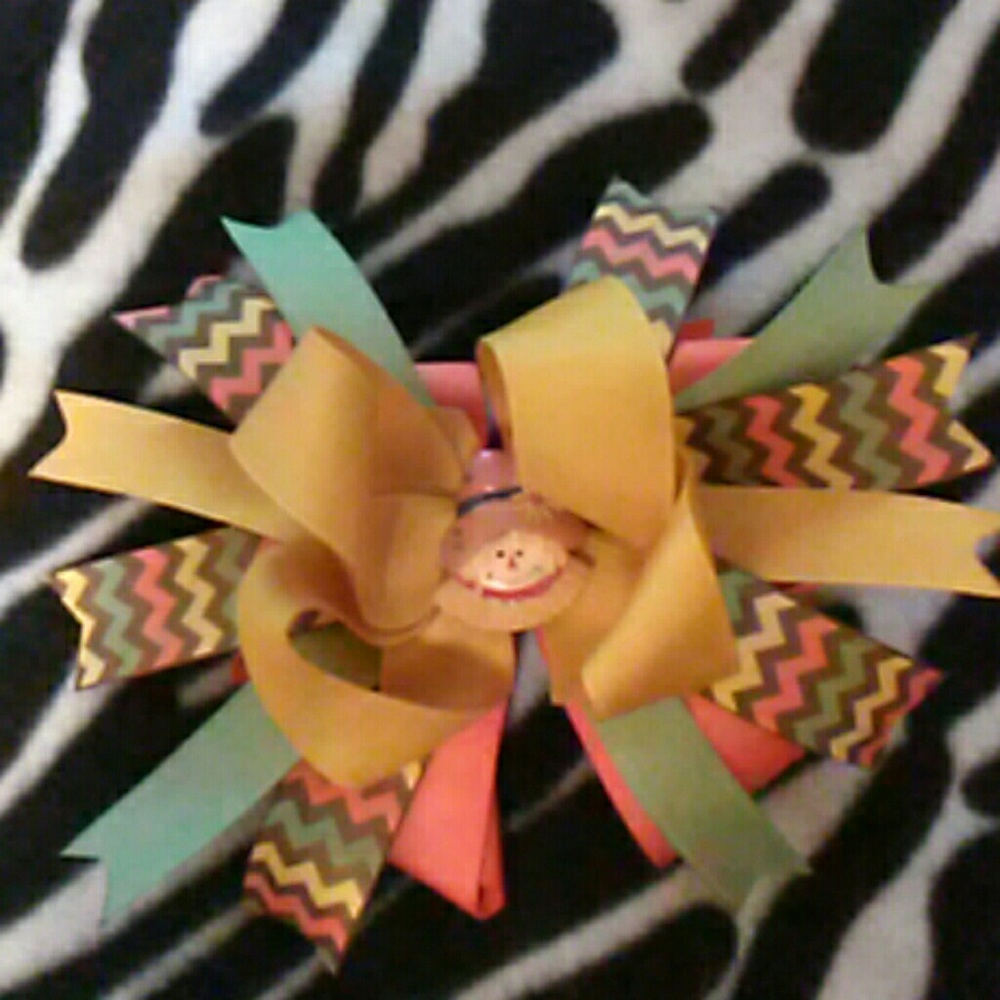 Scarecrow hair bow